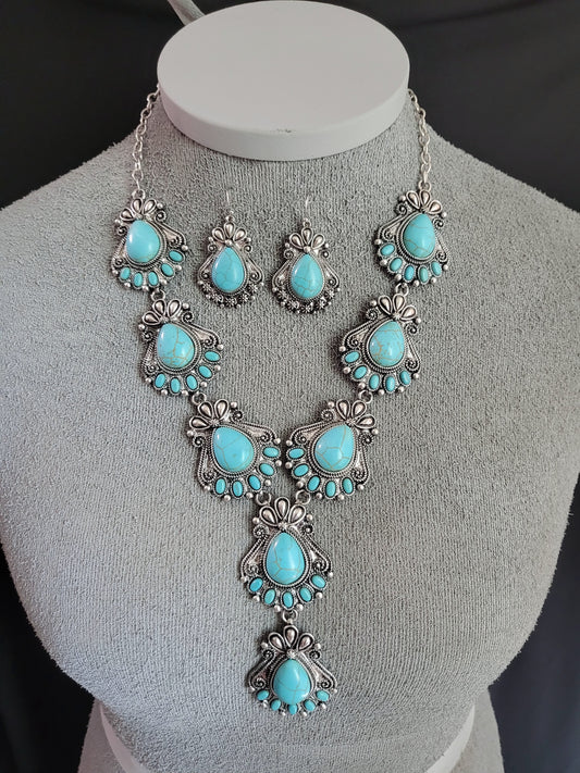 Turquoise Wynot Necklace and Earring Set