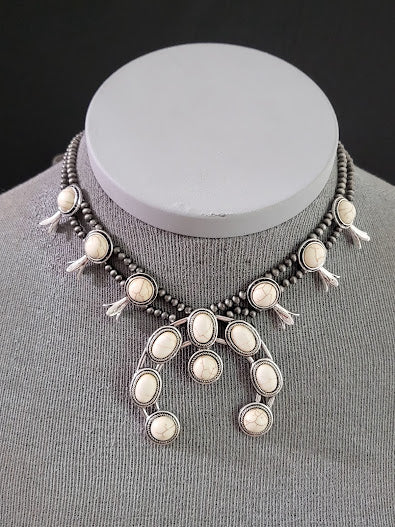 White and Multi-Color Elkhorn Squash Blossom Silver Pearl Necklace