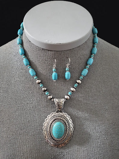 Turquoise Naja Beaded Necklace and Earrings